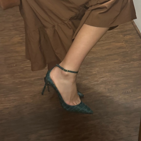Aquazzura green croc heels - Picture 5 of 5
